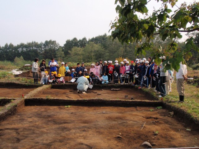 Local elementary school students viewing the site