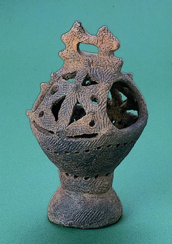 Censer-shaped pottery, Kakinoshima Site