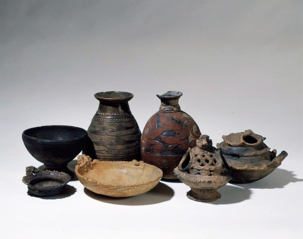 Pottery from the Final Jomon period