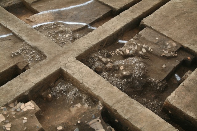 Shell midden in a pit dwelling
