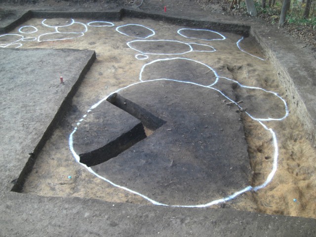 Pit dwelling