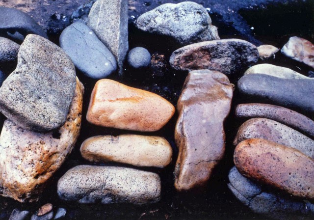 Komakino style of stone arrangement