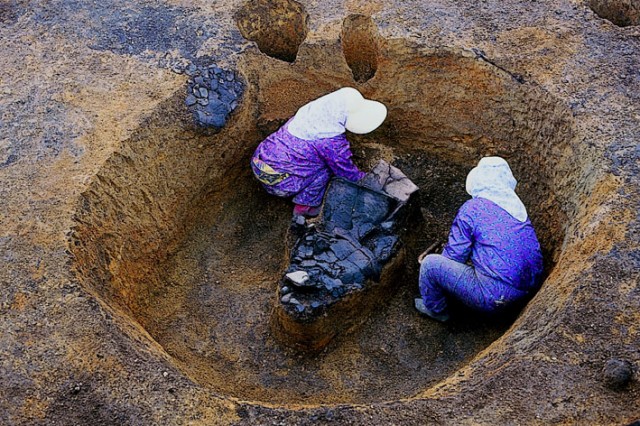 Pit grave, Ofune Site