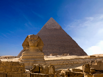 メンフィスとその墓地遺跡 - ギーザからダハシュールまでのピラミッド地帯 /エジプト・アラブ共和国