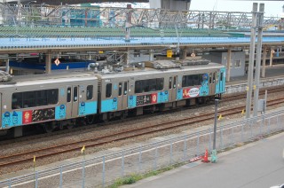 縄文遺跡群ラッピング列車